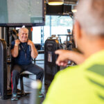 Sportende mannen in SportCity